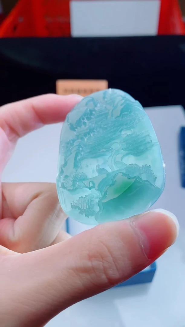 颈饰未镶嵌翡翠    ·