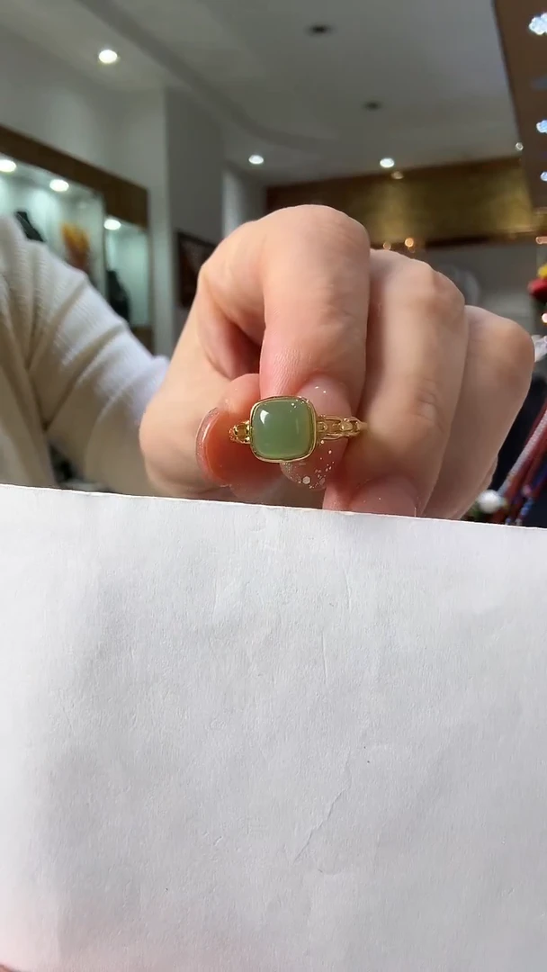 银S925镶嵌戒指和田玉（碧玉）碧玉戒指