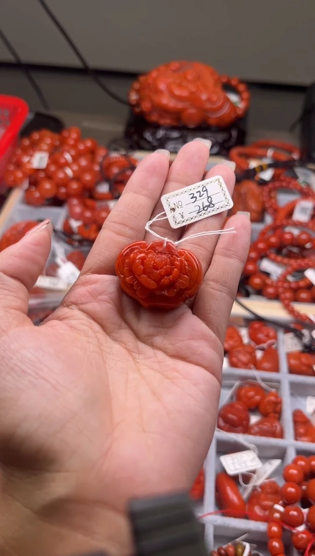 【闪购商品】南红玛瑙珠宝奇石未镶嵌329