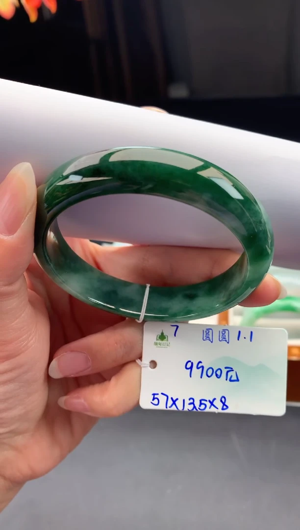 未镶嵌手镯翡翠翡翠自带#送人#，假一赔三