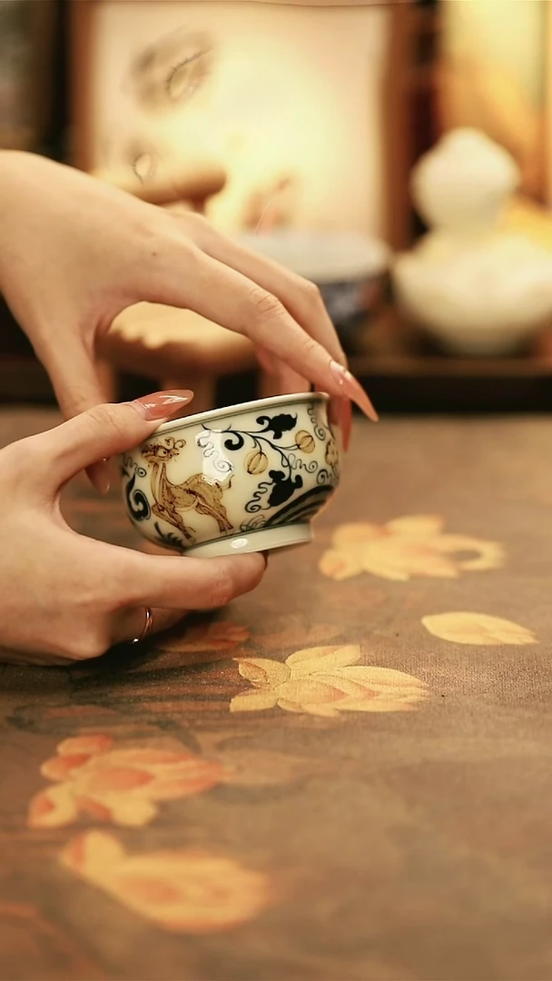 M409C/陶瓷釉里金鹿炉式杯