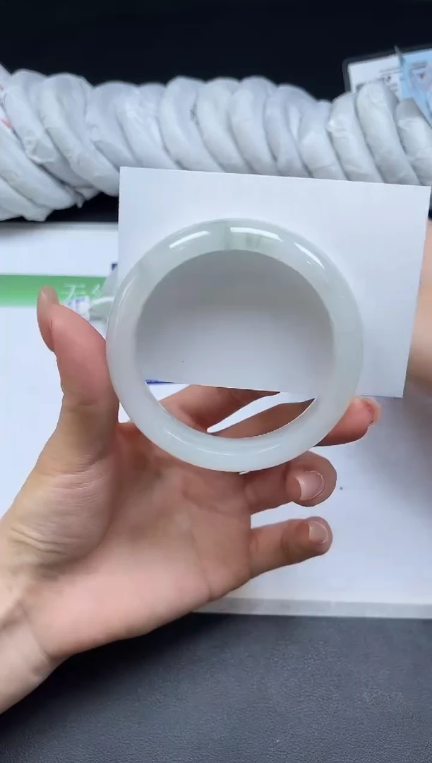 未镶嵌手镯石英质玉0100-56