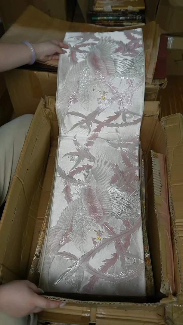 织绣二*织银彩金凤凰