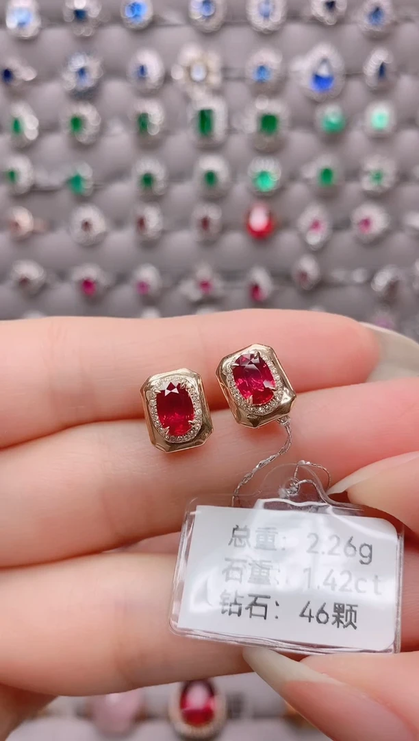 【闪购商品】红宝石18K金耳饰18K金镶嵌1