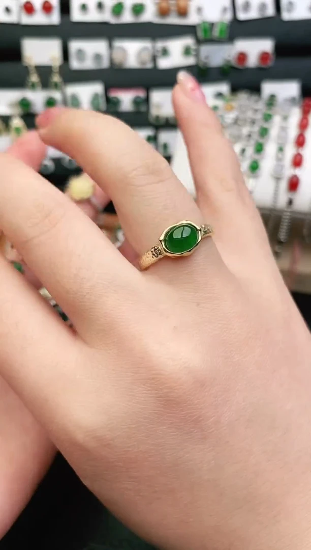 翡翠戒指银S925镶嵌戒指