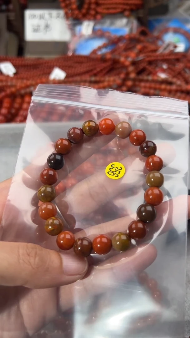 南红玛瑙手串未镶嵌9+