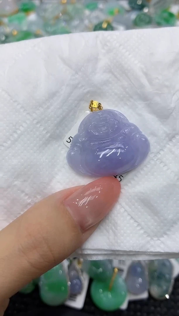 颈饰18K金镶嵌翡翠111111111111