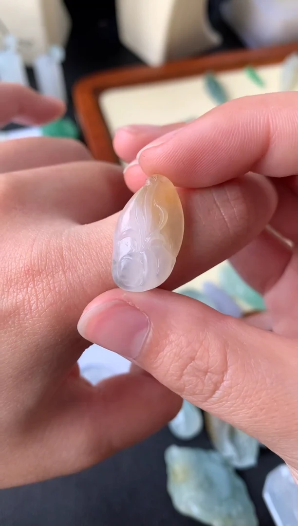 【闪购商品】定制翡翠未镶嵌翡翠