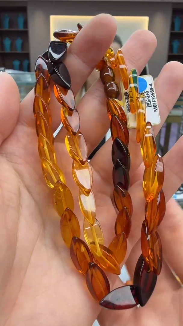 琥珀颈饰未镶嵌16秒拍号 假一罚三