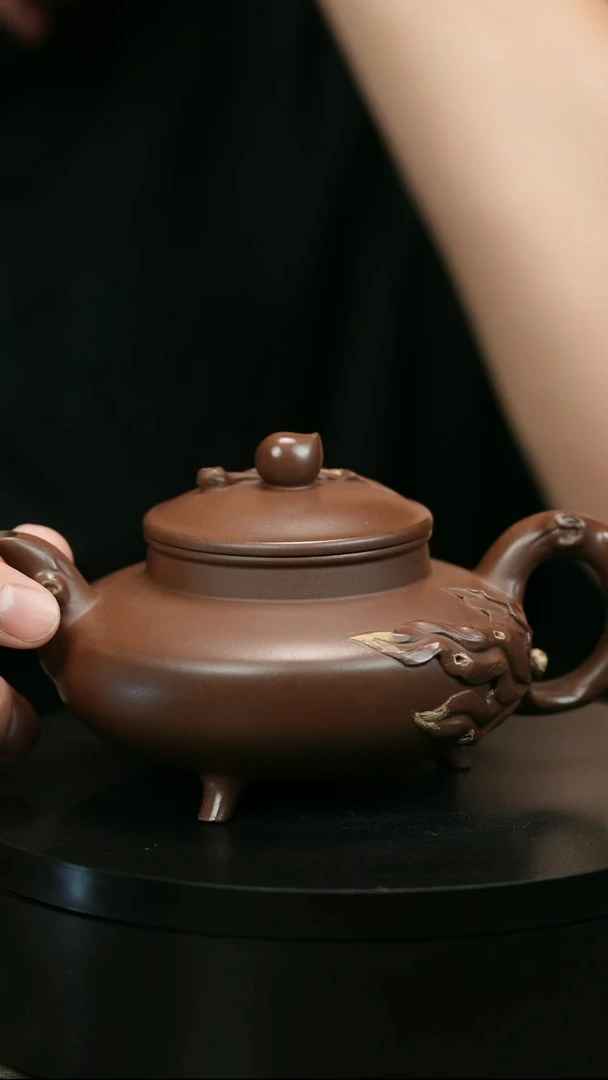 茶壶紫砂L*^H2234周卓琴三足贴叶寿桃炉鼎