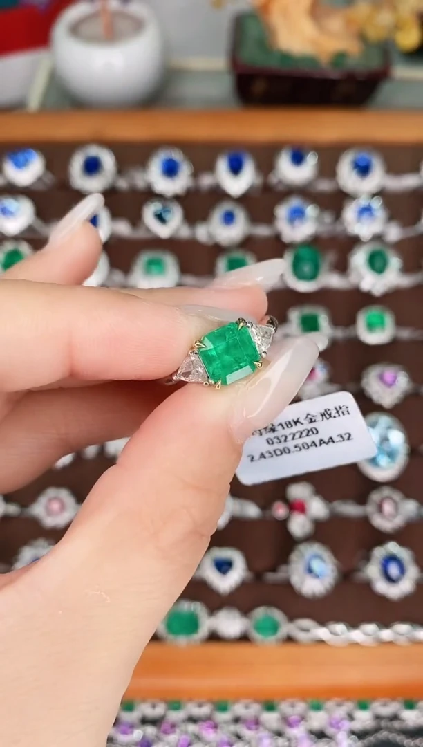 【闪购商品】蓝宝石18k金戒指18K金镶嵌.