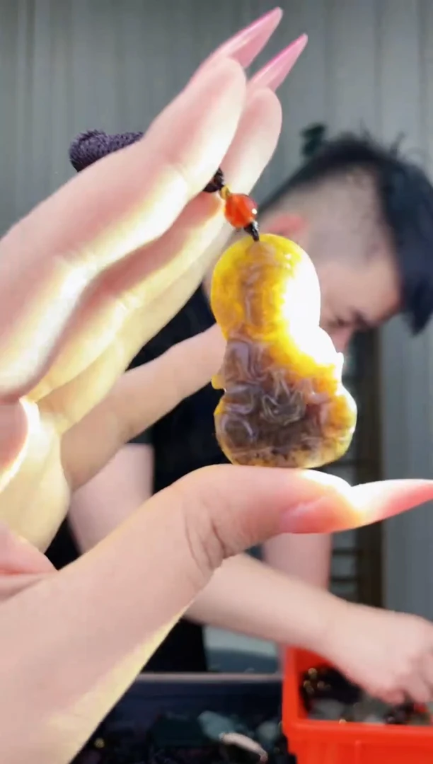 和田玉未镶嵌挂件拍一发一，多样性发货！