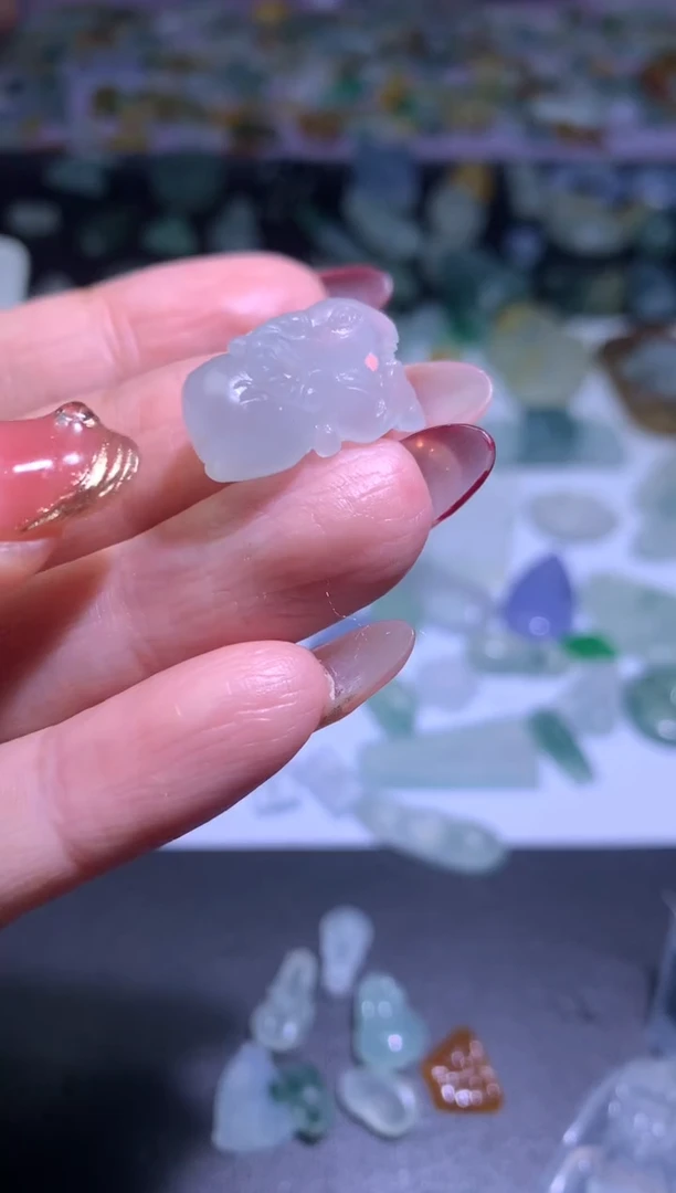 【闪购商品】定制翡翠未镶嵌毛货