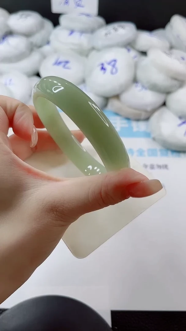 未镶嵌手镯石英质玉多样性发货L210-64
