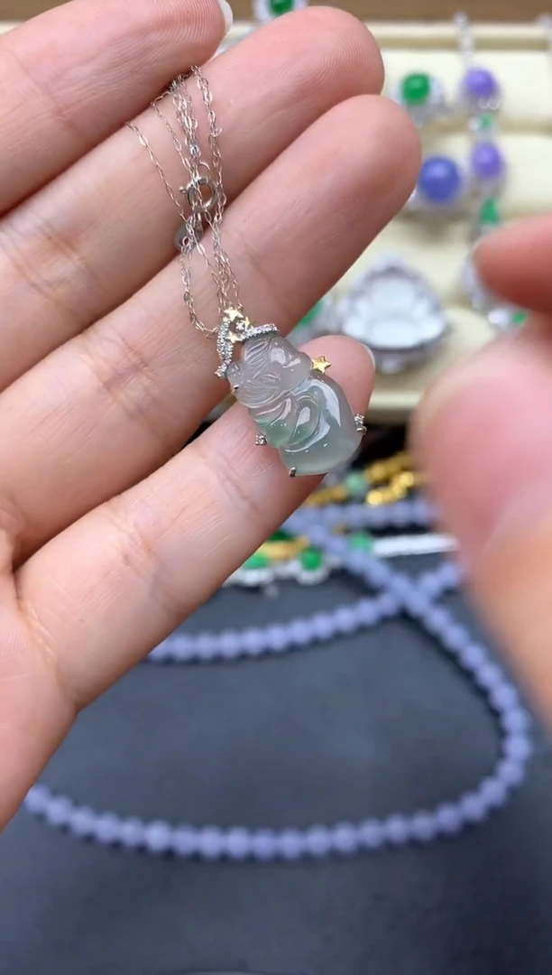 翡翠18K金镶嵌颈饰157-中国好珍宝