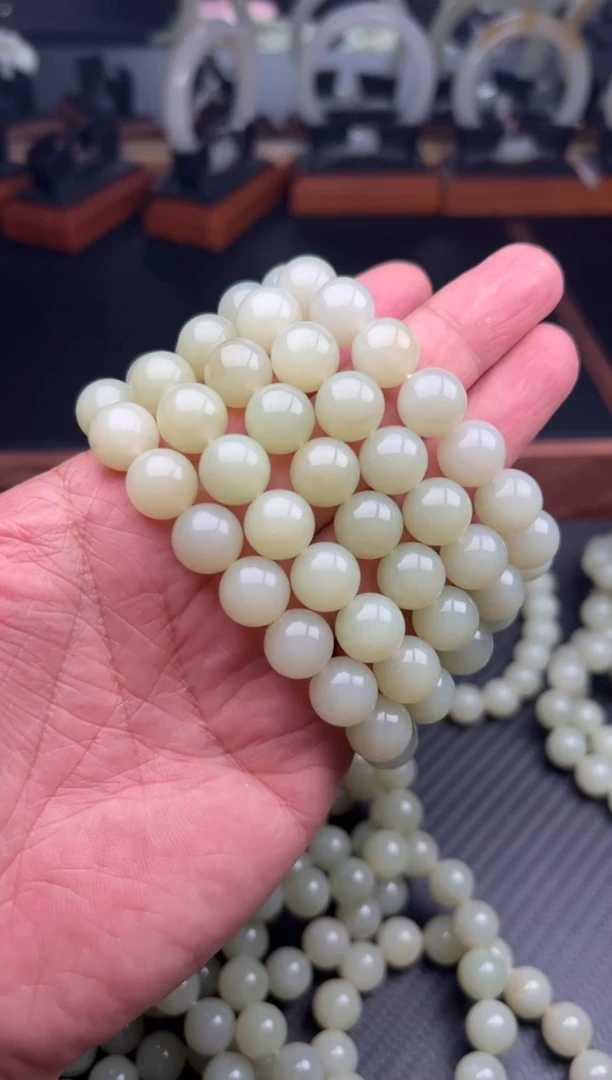 手串未镶嵌和田玉若羌微色差卡12Jm多样性发货拍一发一