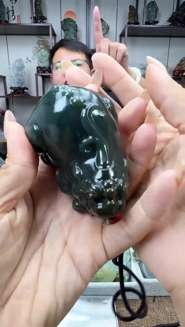 和田玉未镶嵌把件292