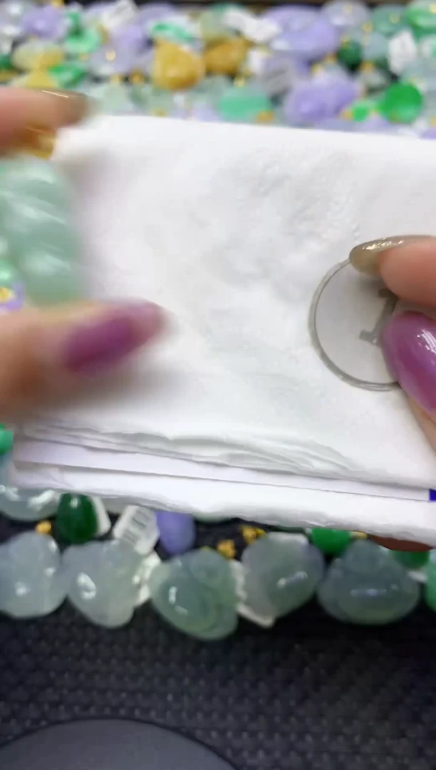 颈饰未镶嵌翡翠天然缅甸翡翠A货