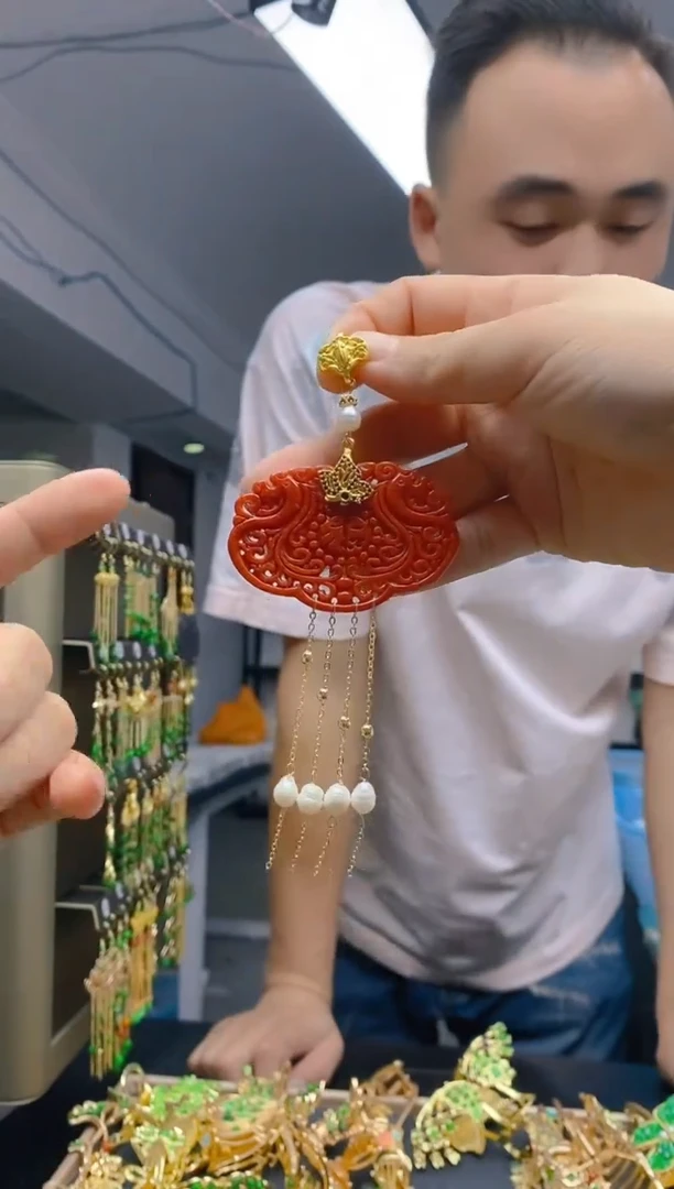 【闪购商品】翡翠耳饰合金0238翡翠压襟