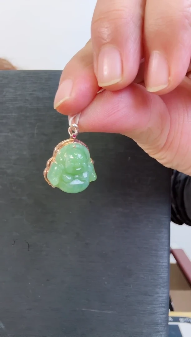 颈饰18K金镶嵌和田玉3051吊坠