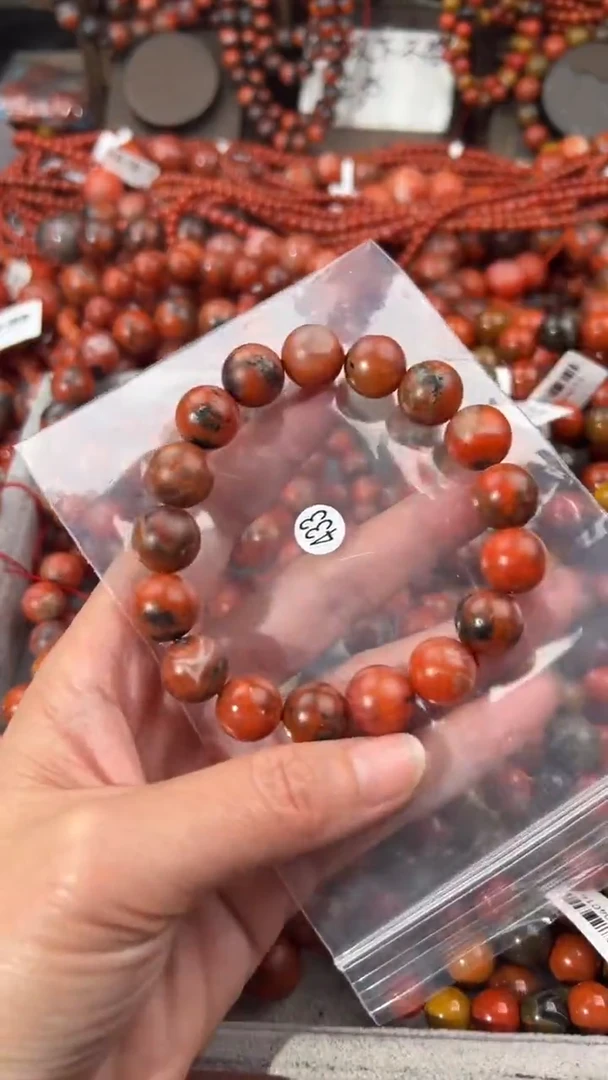 南红玛瑙手串未镶嵌1