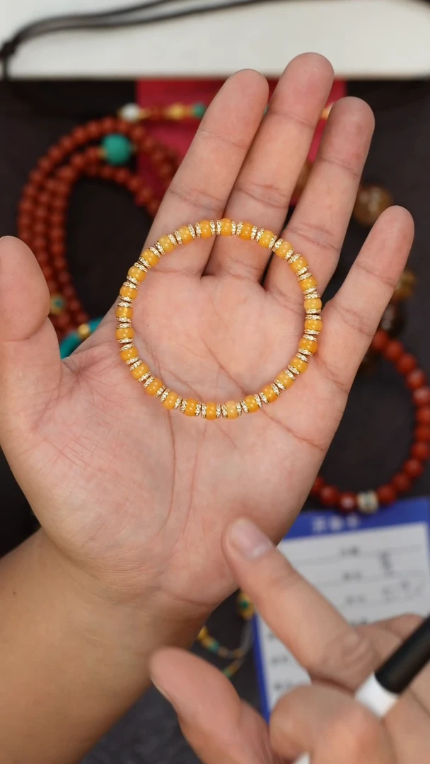 【闪购商品】石英质玉（缅黄）手串未镶嵌缅黄手串