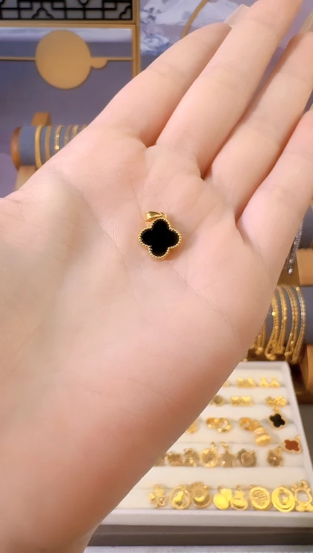 黑小五花吊坠 0.43g