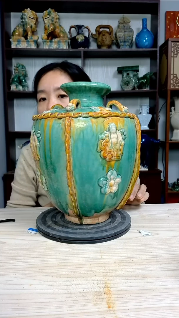 经典精美复古风格瓷器