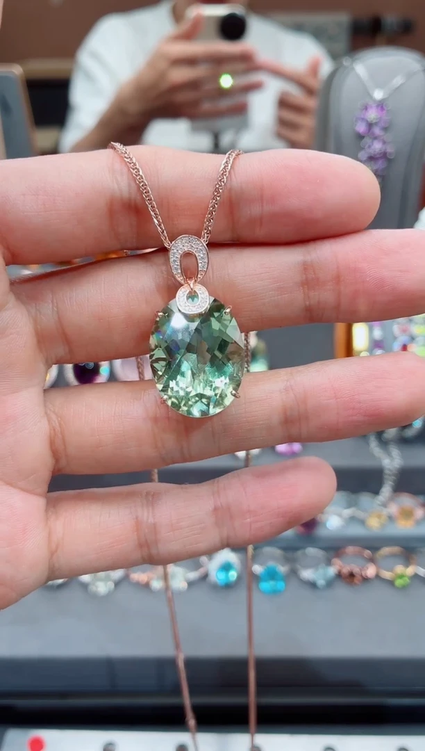 银S925镶嵌吊坠(赠链)水晶水晶吊坠