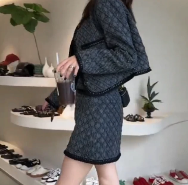 2025冬季时尚潮流百搭精品女装足2RE0C