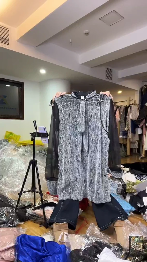 袍子         2XL码     155-175斤