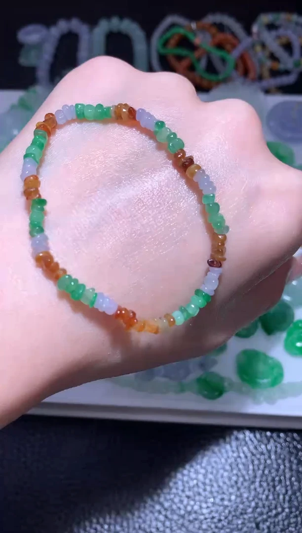 未镶嵌定制翡翠手串