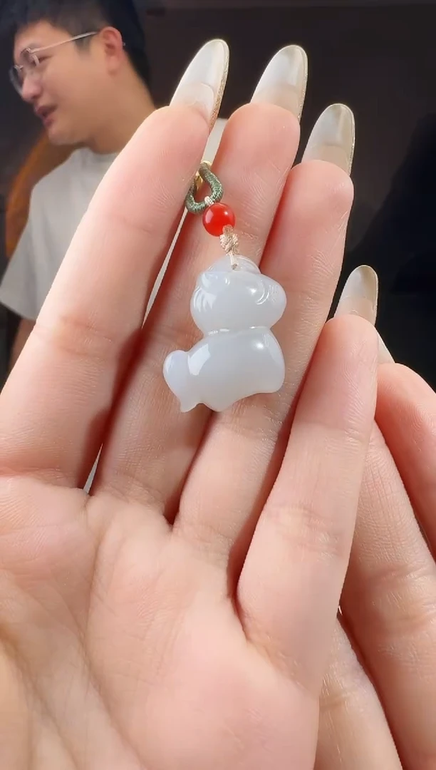 颈饰未镶嵌和田玉马