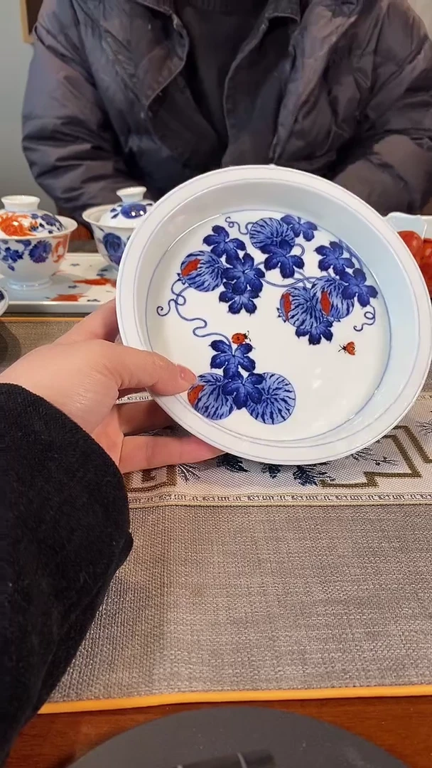 瓷小卿亭  青花矾红西瓜壶承