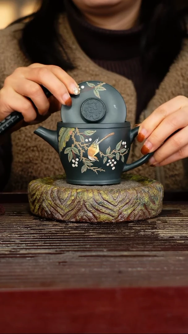 宜兴原矿紫砂壶茶壶宜兴原矿紫砂壶茶壶200C