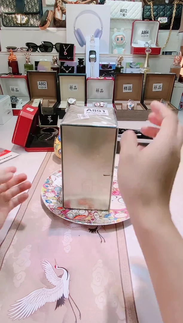 瓷片瓷器 库房到期 全部地板价@@1