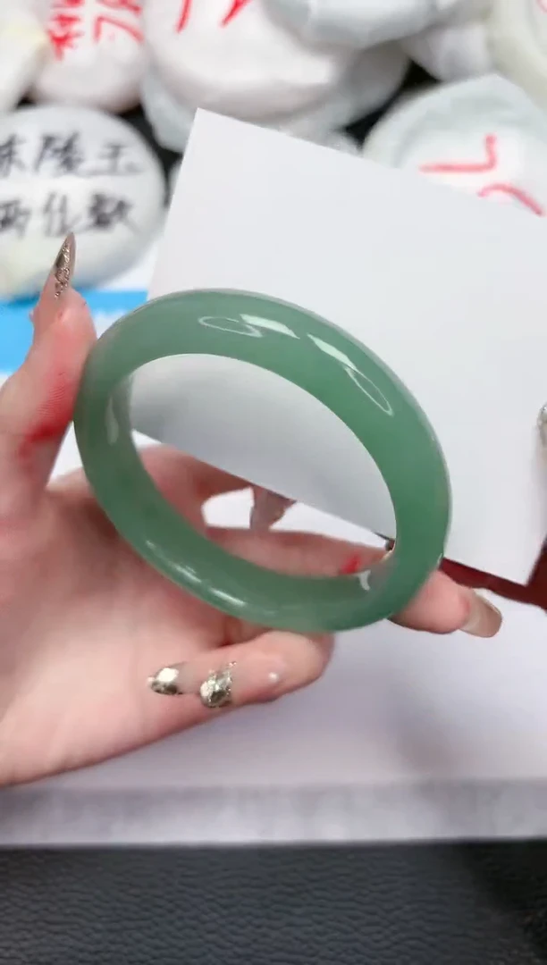 【闪购商品】石英质玉手镯未镶嵌424-62.3