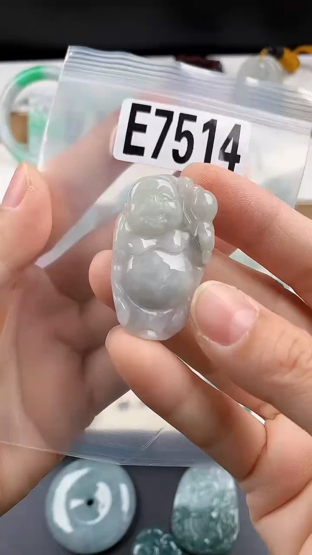 颈饰未镶嵌翡翠天然翡翠吊坠挂件