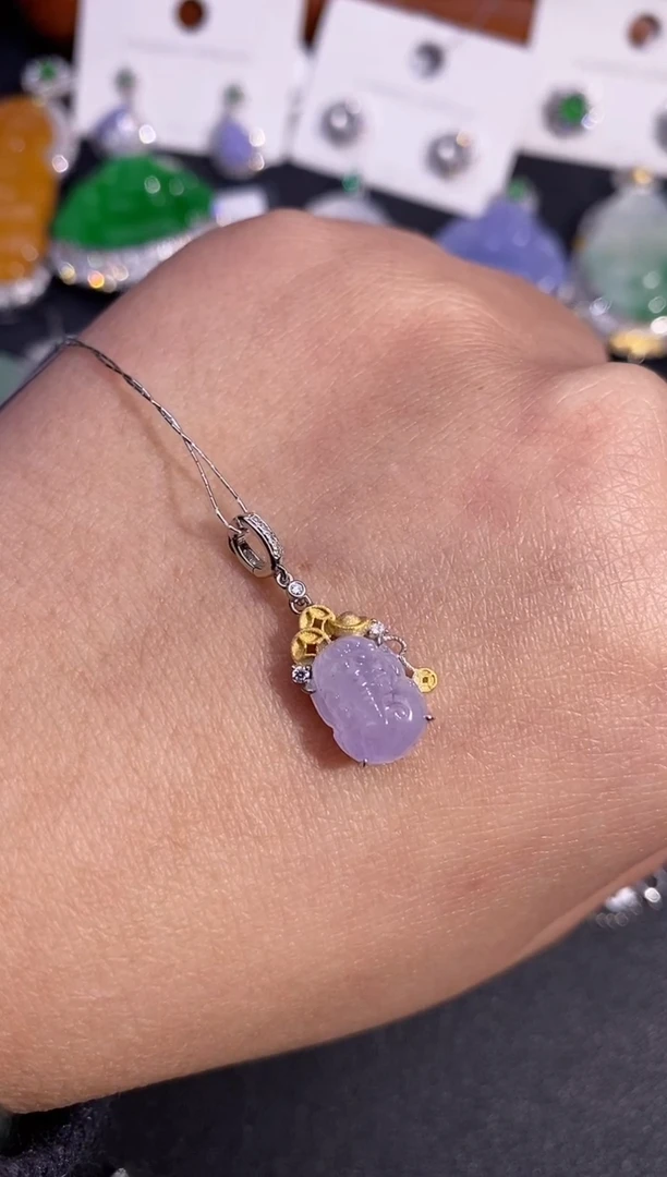 【闪购商品】翡翠颈饰18K金镶嵌吊坠