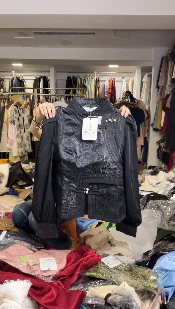 纱袖马甲       M码       80-105斤