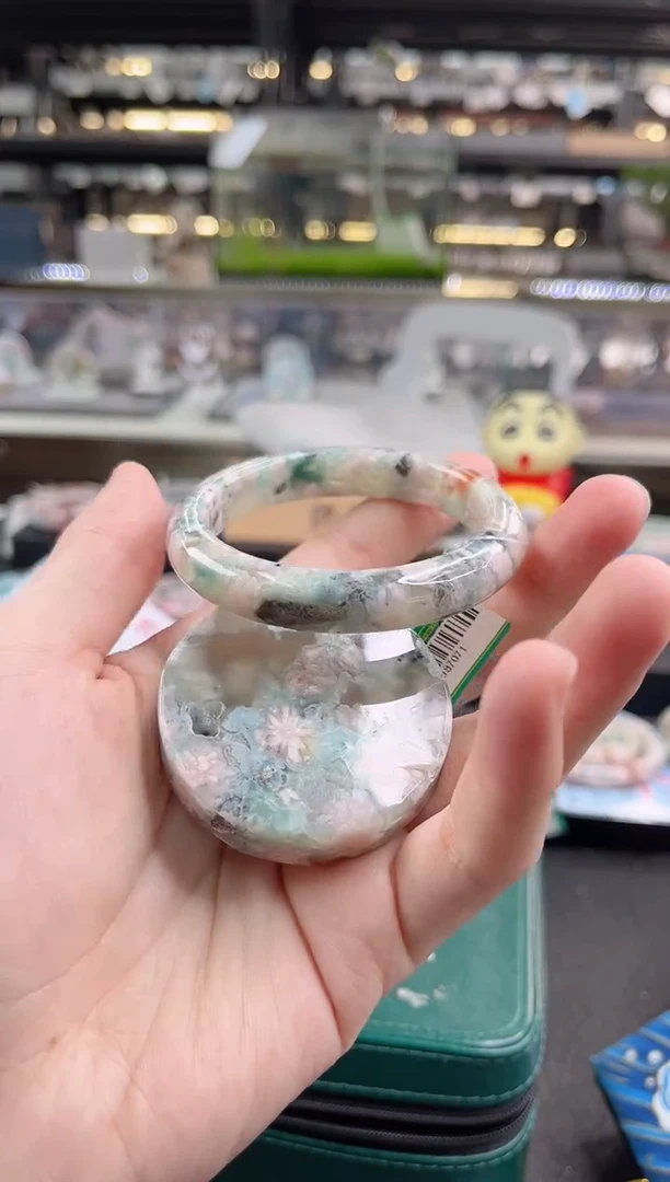 未镶嵌手镯石英质玉55圈口（赠品镯心）2S587071