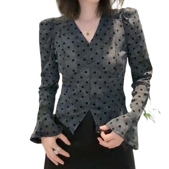 欧货蕾丝植绒波点时尚洋气显瘦打底衫上衣