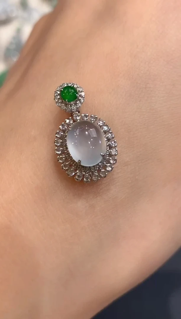 吊坠(不含链)18K金镶嵌翡翠a38