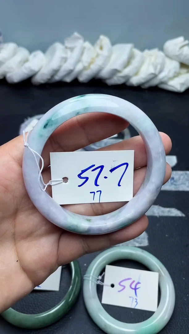 未镶嵌手镯翡翠77