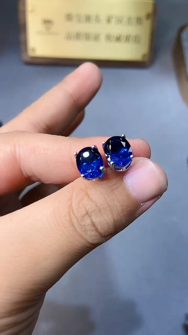 【闪购商品】蓝宝石耳饰银S925镶嵌354