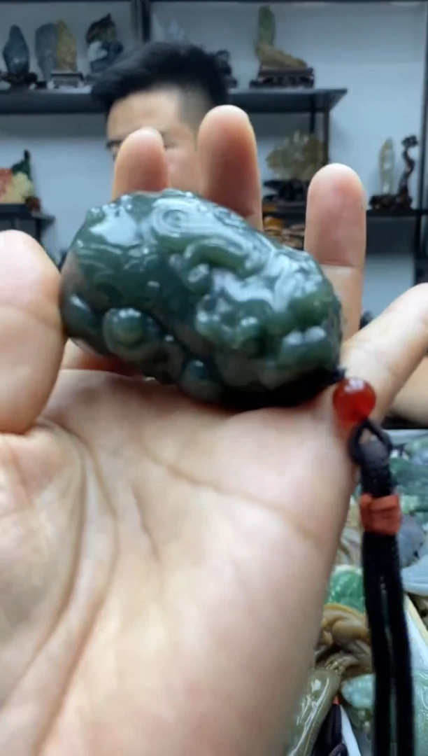 未镶嵌和田玉把件1