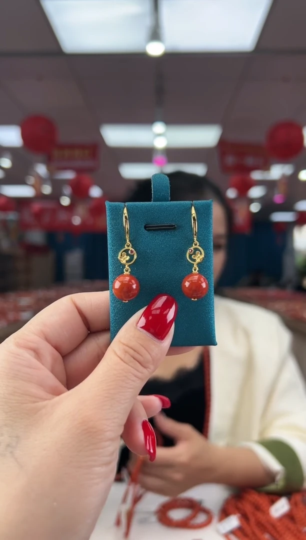 【闪购商品】南红玛瑙耳钩银S925镶嵌多样发其一/92200067