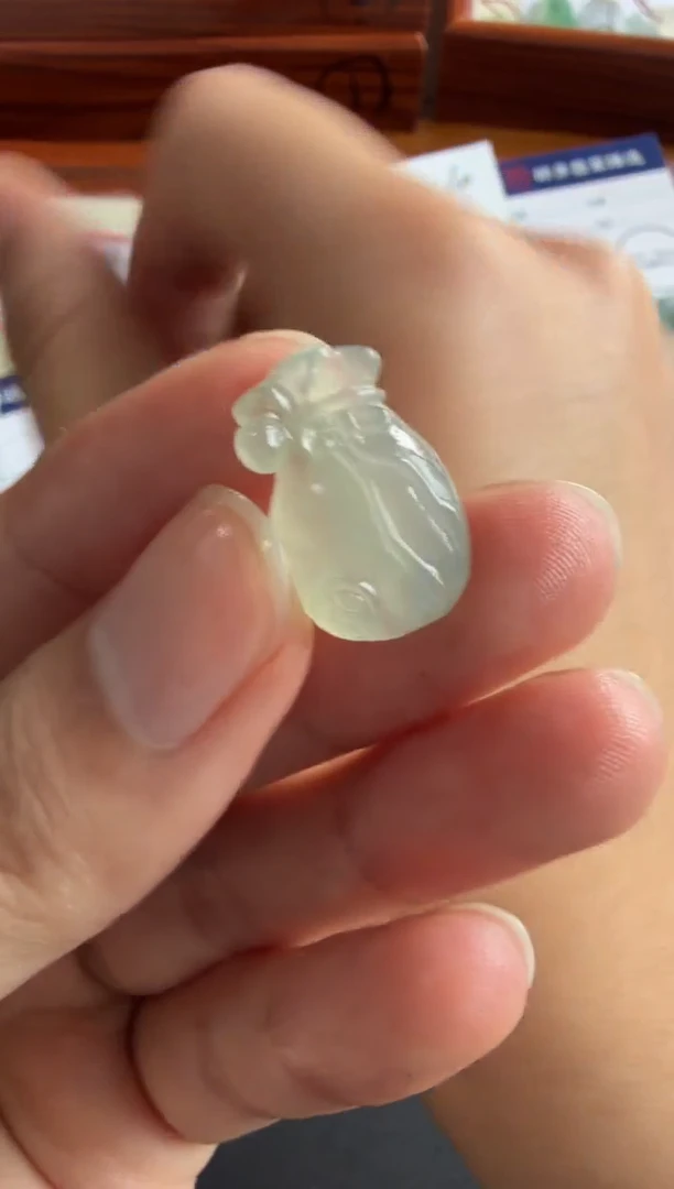 未镶嵌定制翡翠钱袋