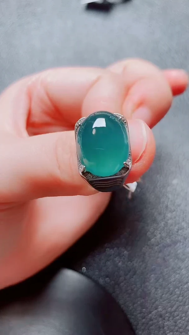 翡翠戒指银S925镶嵌翡翠