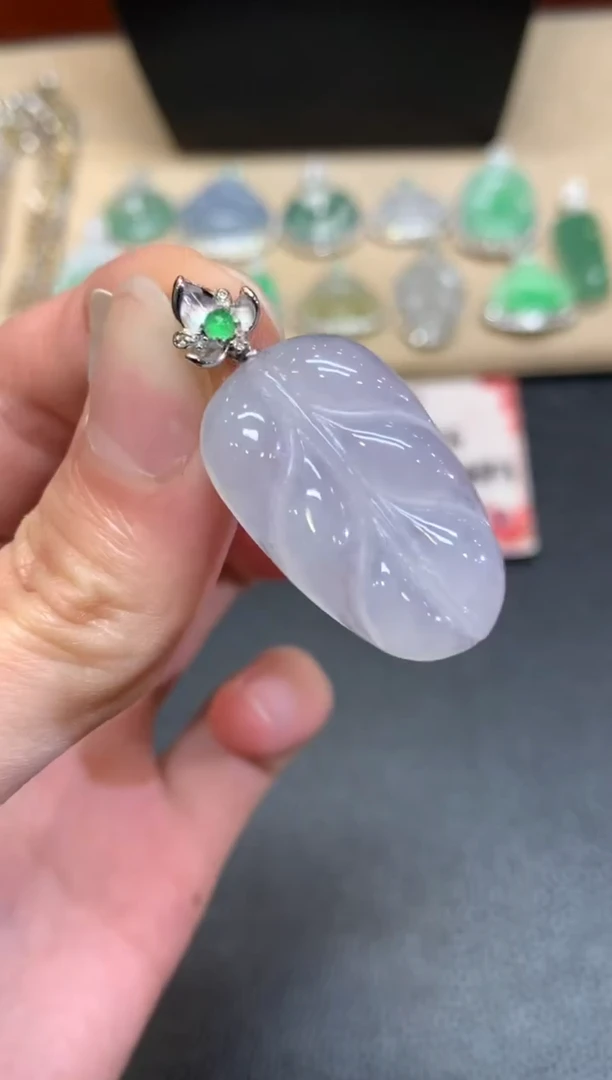 【闪购商品】翡翠颈饰18K金镶嵌【无鉴赏期】